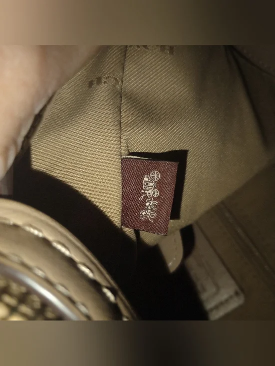 EUC Coach Edie Shoulder bag 31 With Tea Rose Tooling - Picture 12 of 12